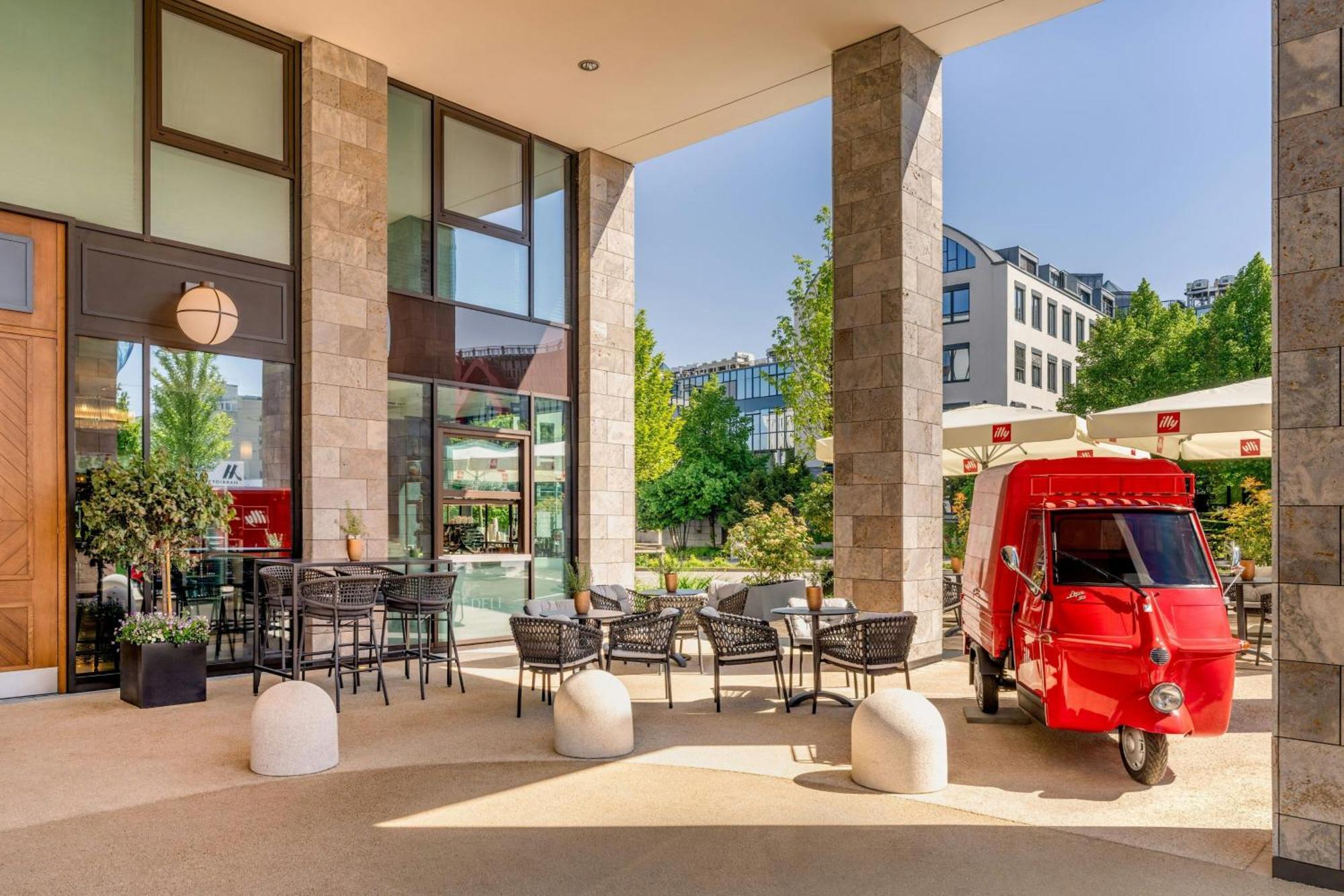 Munich Marriott Hotel City West Exterior photo